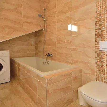 Gorgeous In With Outdoor Swimming Pool Holiday home *
