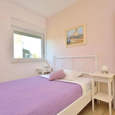 02 Σπίτι διακοπών *