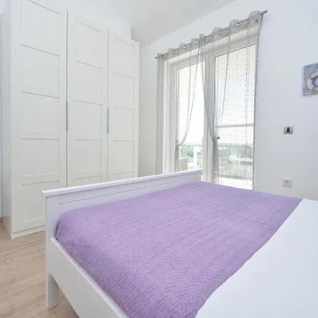 02 Σπίτι διακοπών *