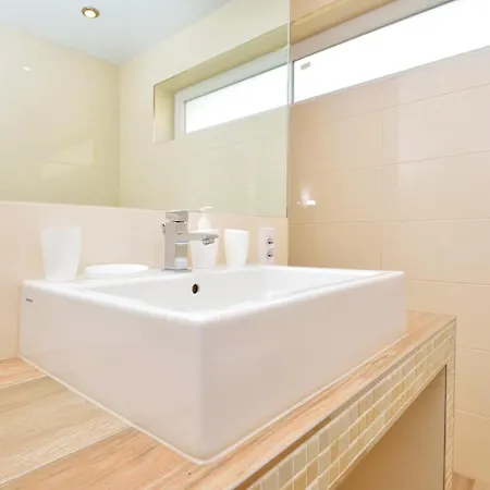 Σπίτι διακοπών 02